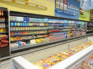 Expositor lateral para Laticínios Refrigerado